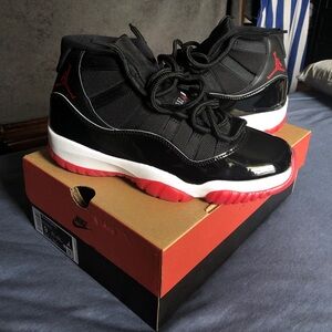 Men’s Bred 11s Size 9